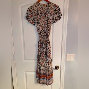 A nice long dress It’s nice to go out in or having a nice dinner